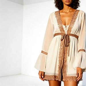 Vente flash sur Temu : Combinaison bohème tendance, col en V profond, manches longues évasées, dentelle, ceinture large, pour femmes, idéale pour les vacances - Product Image 2