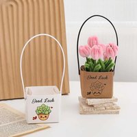 Panier à fleurs en papier kraft personnalisé avec poignée, boîte d'emballage pour bouquet floral DIY, logo personnalisé pour fleuriste, vente en gros