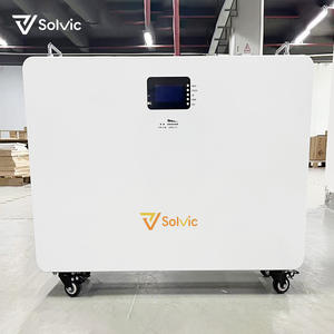 Batterie LiFePO4 Solvic 48V 314Ah avec roues, 16kWh, support au sol roulant, stockage solaire domestique, installation sans perçage - Product Image 3