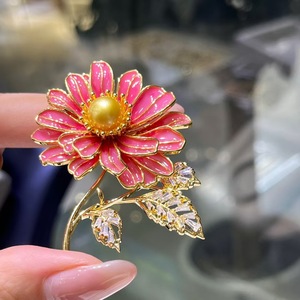 Broche Floral de Alta Gama para Mujer, Estilo Coreano, Exquisito, Dulce, Versátil, con Efecto de Goteo de Aceite, Elegante y Moderno - Product Image 3
