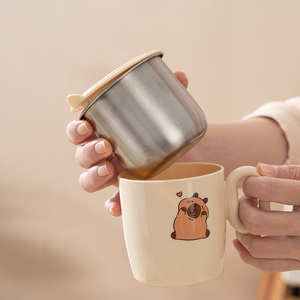 Mini tasse à eau pour enfant avec poignée, portable, à double paroi isolée, en acier inoxydable 304, motif Capybara, thermos - Product Image 3
