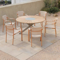 Ensemble de salle à manger d'extérieur rond, table en aluminium à motif soleil avec chaises Breeze, mobilier d'extérieur design pour villa, patio et jardin