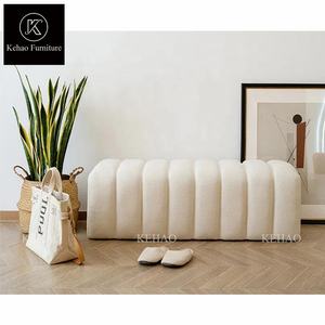 Meubles de maison Ottoman moderne simple rectangulaire <span class=keywords><strong>en</strong></span> <span class=keywords><strong>bois</strong></span> Ottoman <span class=keywords><strong>tabouret</strong></span> <span class=keywords><strong>en</strong></span> tissu Teddy pour la chambre à coucher - Product Image 4