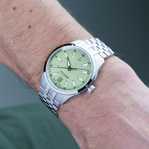 Montre automatique Miyota 9015, cadran vert sauge, date à 6 heures, bracelet en acier inoxydable, logo personnalisé, fabricants de montres OEM ODM - Product Image 5