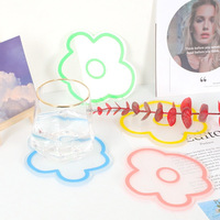 Sous-verre multifonctionnel en forme de fleur, style INS, pour tasses à café et à thé, personnalisable avec logo OEM, vente en gros