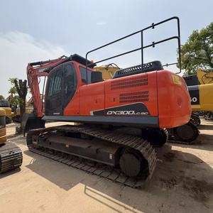 รถขุดไฮดรอลิกมือสองจากเกาหลี Doosan DX300 ขนาด 30 ตัน สำหรับงานเหมืองขนาดใหญ่และโครงการงานดิน - Product Image 1