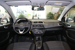 Per Hyundai Verna 2020 1.4L Automatica Berlina Piccola <span class=keywords><strong>Auto</strong></span> con Sedili in Tessuto Telecamera Posteriore Guida a Sinistra Benzina - Product Image 3