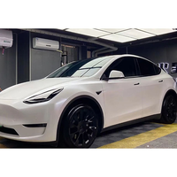 Film Vinyle Adhésif Personnalisable pour Voiture en PET PVC, Finition Satinée Mate Métallique Blanche, 1.52X16M/5X55FT, Présentoir d'Échantillons Disponible, Autocollants pour Voiture