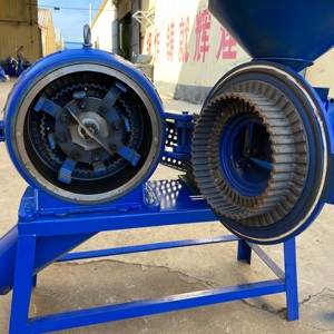 Qianhong Industriële Elektrische Kogelmolen Pulverisator Motor 750kg/u Uitvoer 7,5kW Vermogen SUS304 Materiaal Voedselverwerking - Product Image 3