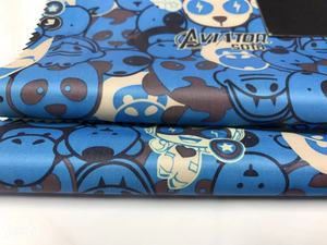 Il taffettà Versatile 190T trasferisce con precisione il tessuto bianco del rivestimento del PVC di stampa con WR per gli indumenti impermeabili/impermeabile/Poncho - Product Image 2