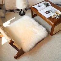 Coussin de chaise carré en peau de mouton australienne ultra doux, décoratif, pour vente en gros, échantillon disponible