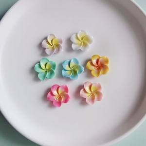 Cabujones <span class=keywords><strong>de</strong></span> resina <span class=keywords><strong>de</strong></span> flor <span class=keywords><strong>de</strong></span> plumeria hawaiana con base plana para adornos DIY, para pinzas <span class=keywords><strong>de</strong></span> pelo, fundas <span class=keywords><strong>de</strong></span> teléfono y álbumes <span class=keywords><strong>de</strong></span> recortes - Product Image 1