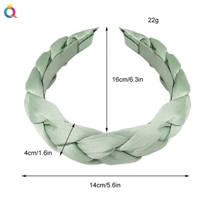 Fascia da donna con treccia in stile francese Color pastello con fascia per capelli in spugna Alice per sposa o matrimonio - Product Image 3