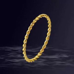 Anello Sottile di Lusso in Acciaio Inossidabile, Design Semplice e Intrecciato, Accessori all'Ingrosso - Product Image 4