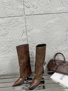 Sonbahar ve Kış Yeni Kadın İnce Yüksek Topuklu Diz Üstü Çizmeler Metal Bantlı Siyah Deri Fermuarlı Sivri Uçlu Zarif Abiye Yüksek Çizmeler - Product Image 5