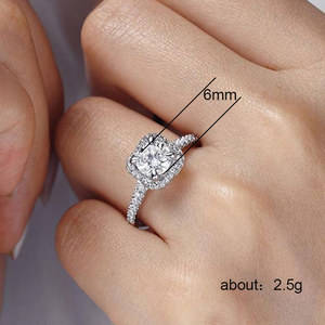 Anello Quadrato con Accenti per Donne, Accessorio da Dito Creativo e Minimalista, Regalo per Feste alla Moda - Product Image 5