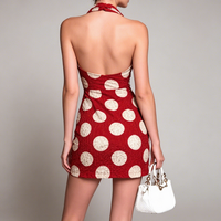 Robe de soirée décontractée moulante en mousseline respirante à pois rouges, col en V, sans manches, longueur genou, taille naturelle, pour femme