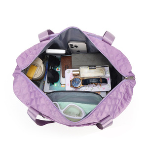 Sac de voyage pliable en nylon, sac de sport de grande capacité pour les voyages de loisirs, rose, violet, noir - Product Image 4