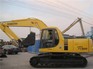 Machine de chantier d'occasion en bon état équipement compact KOMATSU PC200 pelle d'occasion original japon - Product Image 2