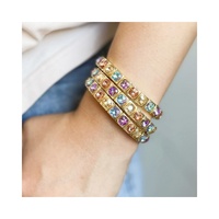 Bracciale Elastico alla Moda con Zirconi Colorati a Forma di Cuore, Set di Bracciali in Ottone di Alta Qualità Antiossidante per Donne