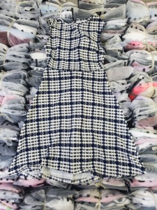 Ropa de Mujer a la Moda, Lote de Ropa Variada, Croptops, Ropa Nueva de Marca Surtida, Vestidos de Mujer Usados - Product Image 3
