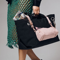 Pochette de voyage mini détachable et pliable pour femme, sac bandoulière extensible et peu encombrant avec sangle réglable