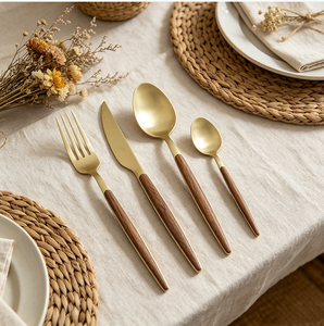 Cubertería de Acero Inoxidable 430 Estilo Portugués, Chapada en Oro Champagne y Titanio, con Mango de ABS con Diseño de Madera, Directo de Fábrica, OEM/ODM - Product Image 2