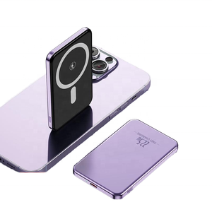 Batterie <span class=keywords><strong>externe</strong></span> portable ultra-mince magnétique sans fil OEM 5000 mAh 9,9 mm, chargeur 20W PD 15W haute capacité en alliage d'aluminium - Product Image 2
