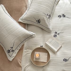 Parure de lit personnalisée de qualité supérieure pour l'automne et l'hiver, style moderne, trois/quatre pièces, 200 fils, garnissage en laine - Product Image 4