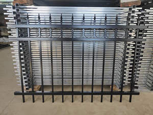 6 फीट * 8 फीट पाउडर लेपित गैल्वेनाइज्ड स्क्वायर ट्यूब आयरन 8 फीट स्टील शीट बोर्ड लपेटा लोहे बाड़ पैनल स्टील बाड़ - Product Image 2