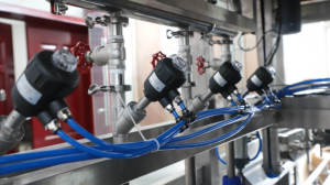 Máquina <span class=keywords><strong>de</strong></span> llenado <span class=keywords><strong>de</strong></span> botellas <span class=keywords><strong>de</strong></span> agua Mineral, 5 galones, <span class=keywords><strong>20</strong></span> <span class=keywords><strong>litros</strong></span>, con lavado, tapado, <span class=keywords><strong>precio</strong></span> <span class=keywords><strong>de</strong></span> fábrica - Product Image 4