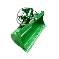 Godet de nivellement inclinable de 8 tonnes avec vérins externes non parallèles, bord sans dents, biseau de surface, finition vert brillant