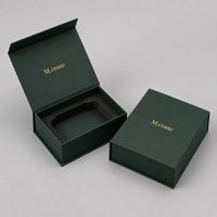 Luxuriöse Geschenkbox mit Eigenem Logo in Pink und Schwarz, Magnetverschluss, Faltbare Harte Verpackungsbox mit Magnetdeckel