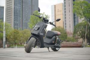 Citycoco 3000W 41-50km/h SPORT 701PRO Scooter Électrique à Deux Roues Sans Balais au Lithium Étanche Sport Chopper avec Grande Selle - Product Image 2