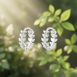 E4072 Orecchini a cerchio in oro bianco con motivo vegetale, stile classico, unisex - Product Image 2