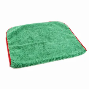16 "* 24" 绿色带红色边缘多用途双桩车细节抛光干燥清洁超细纤维毛巾