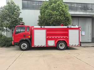 Camion de sauvetage forestier 4x2 neuf au prix d'usine, camion de pompier de 4000 litres d'eau, camions de lutte contre les incendies - Product Image 5