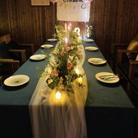 Décoration de dossier de chaise de mariage de luxe en tissu voile blanc suspendu au plafond