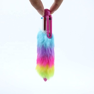 Stylos à bille pour <span class=keywords><strong>japonais</strong></span> corée encre multicolore promotionnelle <span class=keywords><strong>plume</strong></span> 6 couleurs sport <span class=keywords><strong>stylo</strong></span> à bille en plastique Ningbo personnalisé - Product Image 3