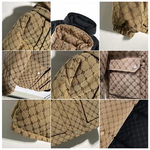 Giacca Puffer Personalizzata da Uomo, Giacca Imbottita con Cappuccio, Giacca Puffer con Logo Personalizzato - Product Image 3