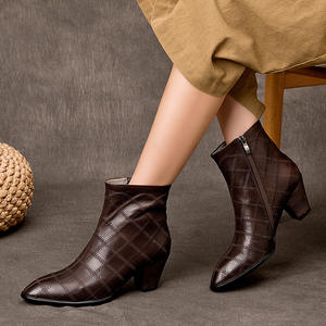 Gli <span class=keywords><strong>stivali</strong></span> da <span class=keywords><strong>donna</strong></span> classici Sexy da <span class=keywords><strong>donna</strong></span> con tacchi alti alla caviglia versatili per feste <span class=keywords><strong>stivali</strong></span> <span class=keywords><strong>invernali</strong></span> da <span class=keywords><strong>donna</strong></span> con chiusura a Zip - Product Image 5