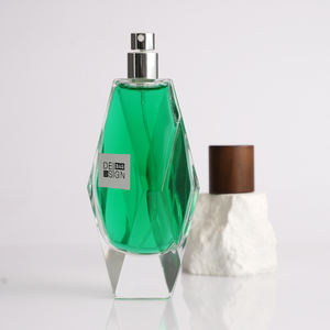 Production en gros <span class=keywords><strong>de</strong></span> flacons <span class=keywords><strong>de</strong></span> parfum en verre vides <span class=keywords><strong>de</strong></span> 100 ml, couleur personnalisée, artistiques, avec couvercle en bois, pour les lignes <span class=keywords><strong>de</strong></span> parfums <span class=keywords><strong>de</strong></span> niche - Product Image 3