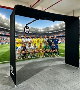 Machine de photomaton Sky Video <span class=keywords><strong>360</strong></span> avec plateau rotatif supérieur pour selfies, support <span class=keywords><strong>360</strong></span> et rotation avec treillis et moteur - Product Image 1