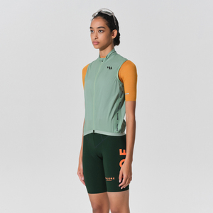 Gilet de cyclisme coupe-vent pour femmes |   Gilet sans manches léger avec design réfléchissant |   Vêtements de vélo personnalisés OEM pour route et VTT - Product Image 2