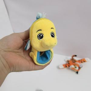 Peluche personnalisée de haute qualité Tigre Patting Circle <span class=keywords><strong>Film</strong></span> brodé Poisson Jouet anti-stress - Product Image 3