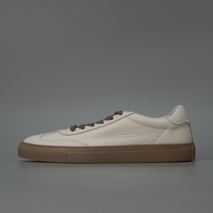 Zapatillas <span class=keywords><strong>de</strong></span> cuero <span class=keywords><strong>de</strong></span> grano superior para hombre, blancas, informales, <span class=keywords><strong>de</strong></span> moda, <span class=keywords><strong>de</strong></span> caña baja, para uso diario, gran oferta 2026 - Product Image 2