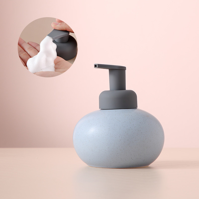 Mousse-grande sphère rose-bleu-tête de pompe à buse horizontale