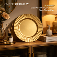 Assiette de présentation en plastique PP dorée sur mesure, à bord plissé radial et motif gaufré, pour décoration de table de mariage et de fêtes