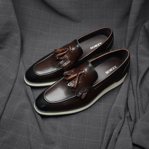 Chaussures habillées décontractées pour hommes de haute qualité, à bout pointu, rétro, à franges, fabriquées à la main en cuir véritable. - Product Image 5