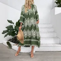 Robe ample à imprimé géométrique pour les vacances à la plage, tenue décontractée d'été pour femmes, disponible en vert, options de vente en gros